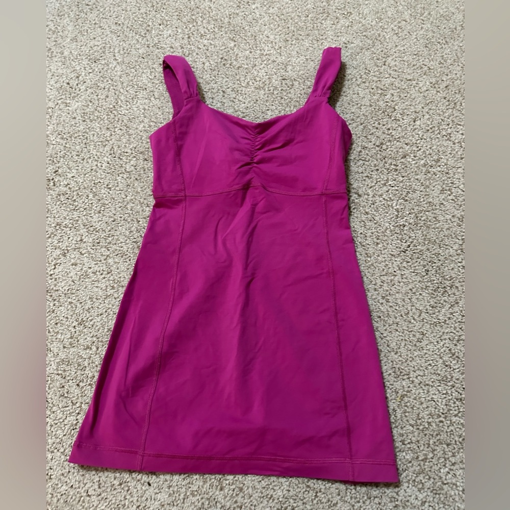 Lululemon tank